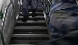 军事最新资讯爆料,尖端武器亮相，战略布局再升级